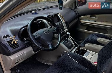 Внедорожник / Кроссовер Lexus RX 2005 в Ирклиеве