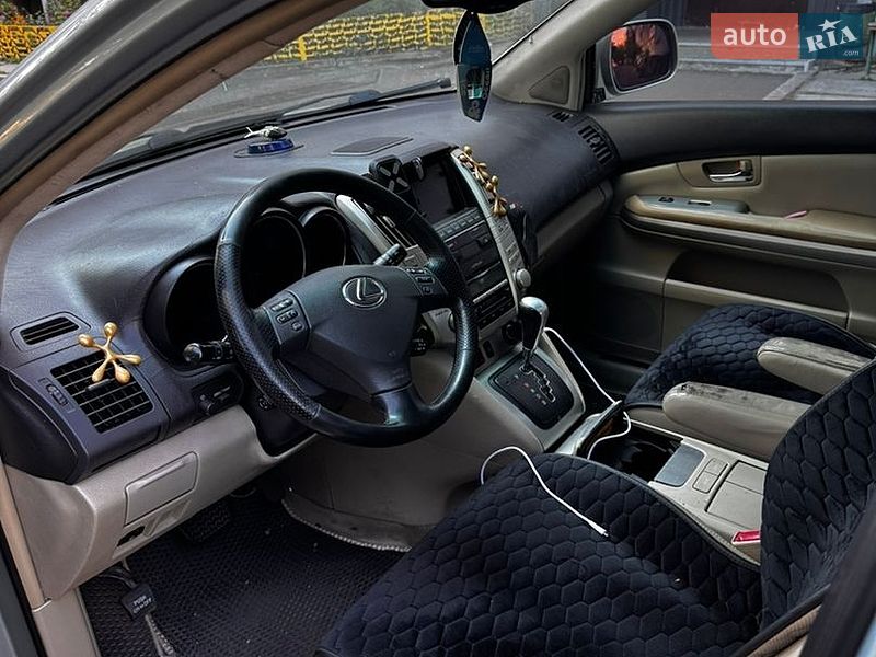 Внедорожник / Кроссовер Lexus RX 2005 в Ирклиеве