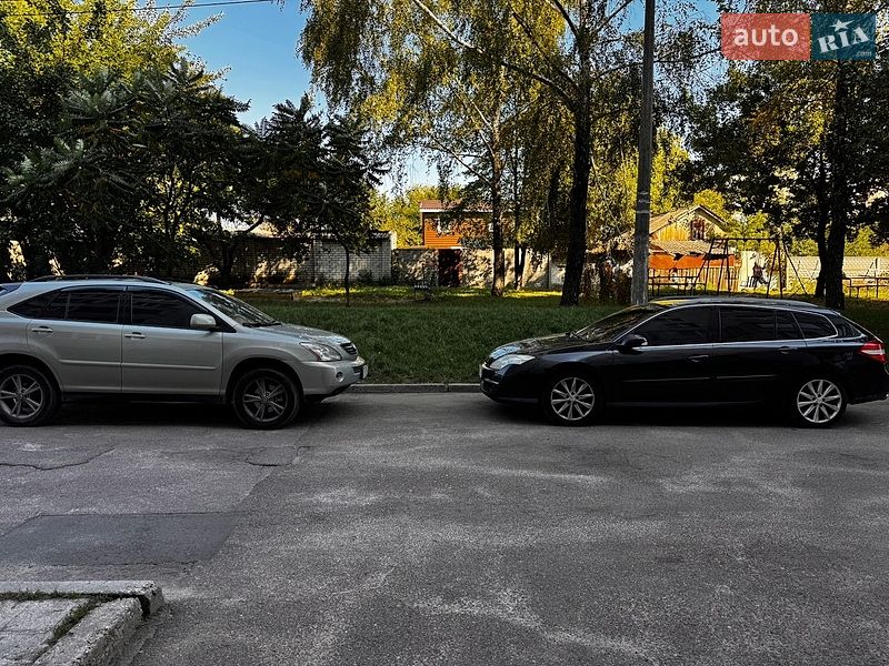 Внедорожник / Кроссовер Lexus RX 2005 в Ирклиеве