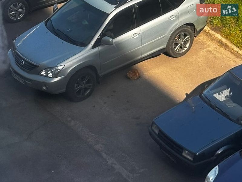 Внедорожник / Кроссовер Lexus RX 2005 в Ирклиеве