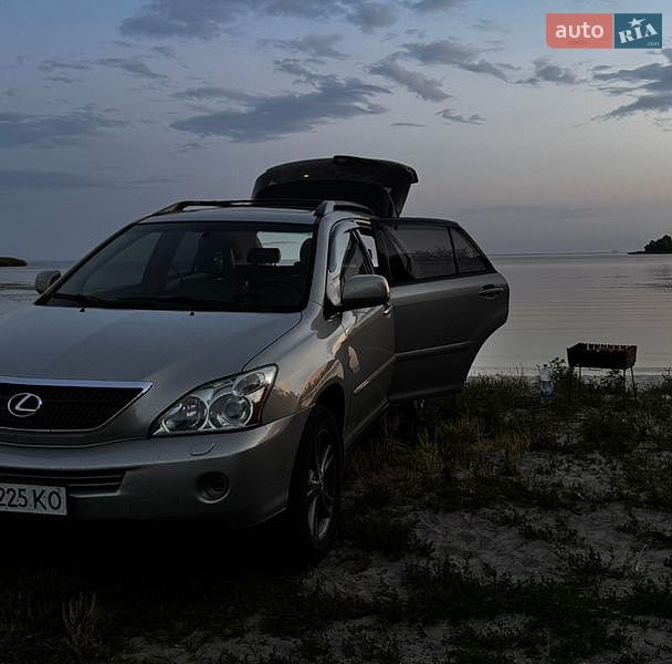 Внедорожник / Кроссовер Lexus RX 2005 в Ирклиеве