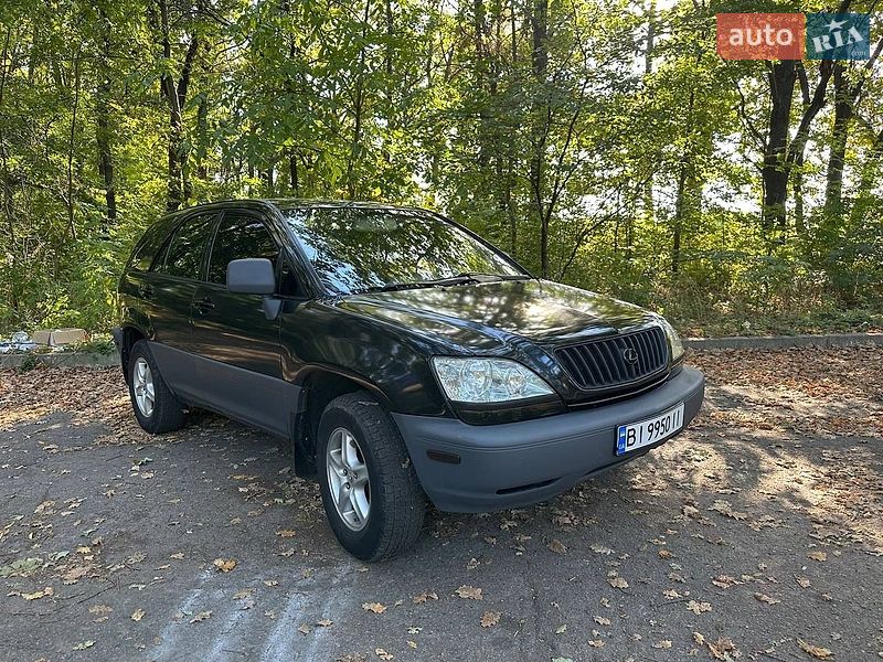 Внедорожник / Кроссовер Lexus RX 2000 в Полтаве
