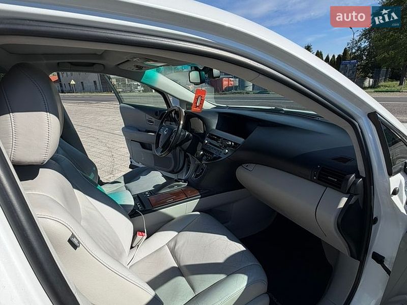 Внедорожник / Кроссовер Lexus RX 2010 в Львове