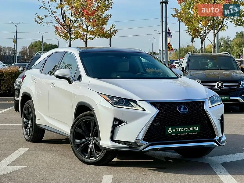 Lexus RX 2019