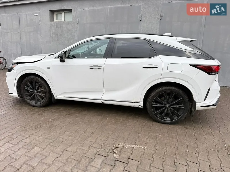 Lexus RX 2022