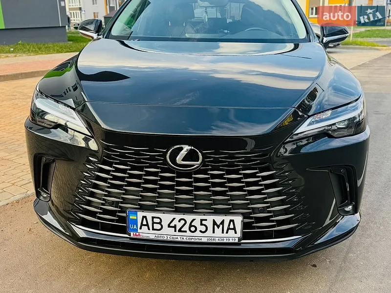 Lexus RX 2023