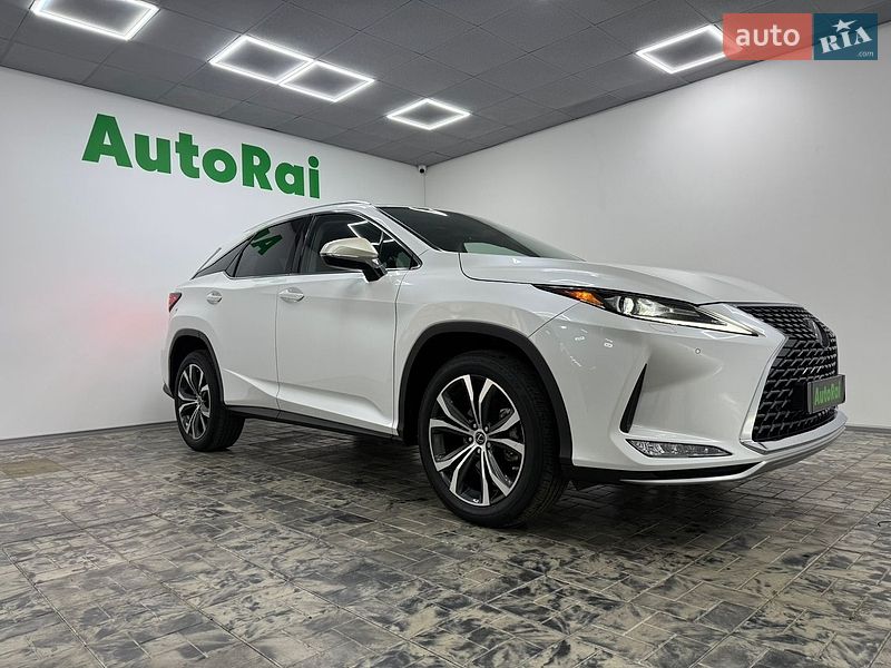 Lexus RX 2021