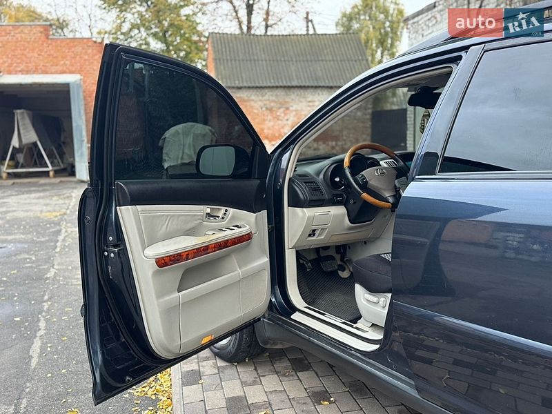 Позашляховик / Кросовер Lexus RX 2005 в Лубнах