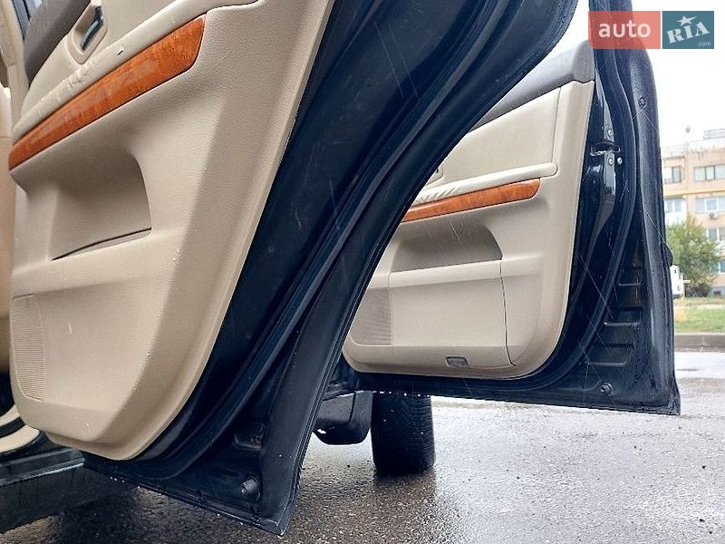 Внедорожник / Кроссовер Lexus RX 2005 в Рени