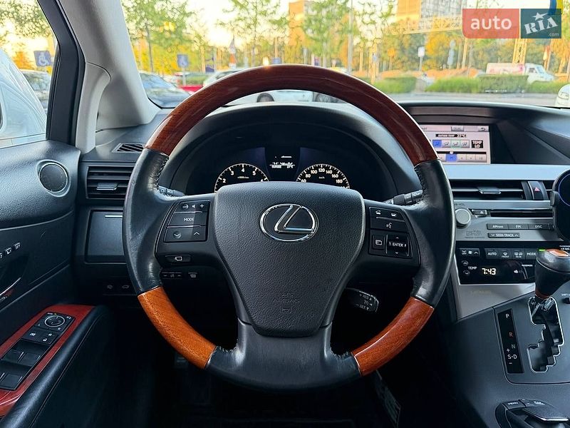 Внедорожник / Кроссовер Lexus RX 2010 в Киеве