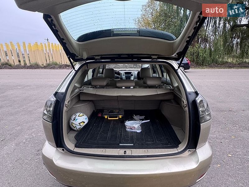 Внедорожник / Кроссовер Lexus RX 2004 в Чубинском