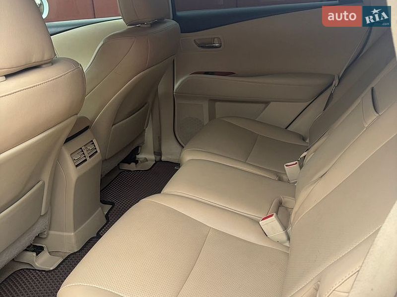 Внедорожник / Кроссовер Lexus RX 2010 в Броварах