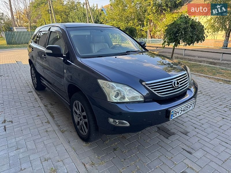 Внедорожник / Кроссовер Lexus RX 2005 в Сарате