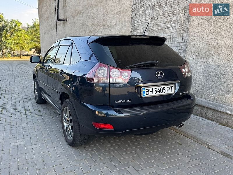Внедорожник / Кроссовер Lexus RX 2005 в Сарате