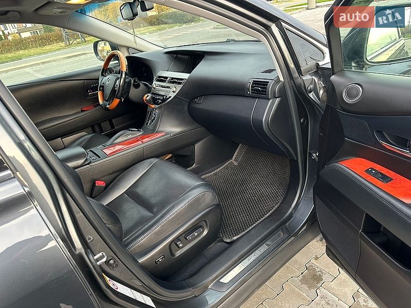 Внедорожник / Кроссовер Lexus RX 2010 в Киеве