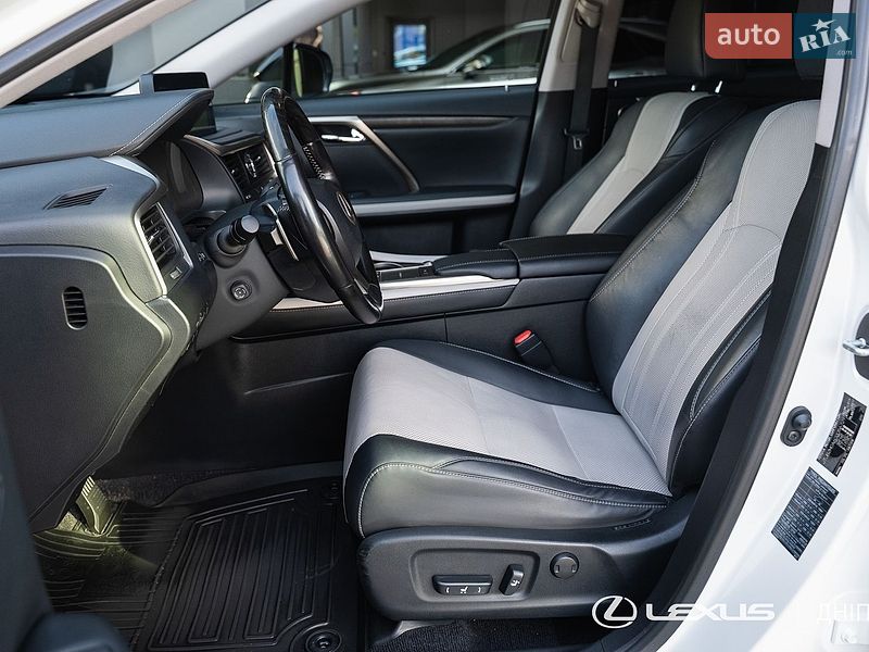 Позашляховик / Кросовер Lexus RX 2021 в Дніпрі