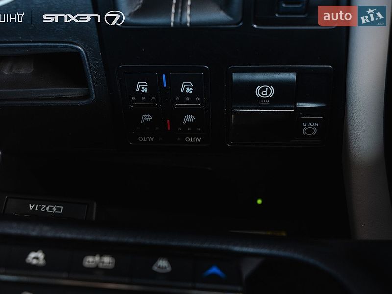 Позашляховик / Кросовер Lexus RX 2021 в Дніпрі