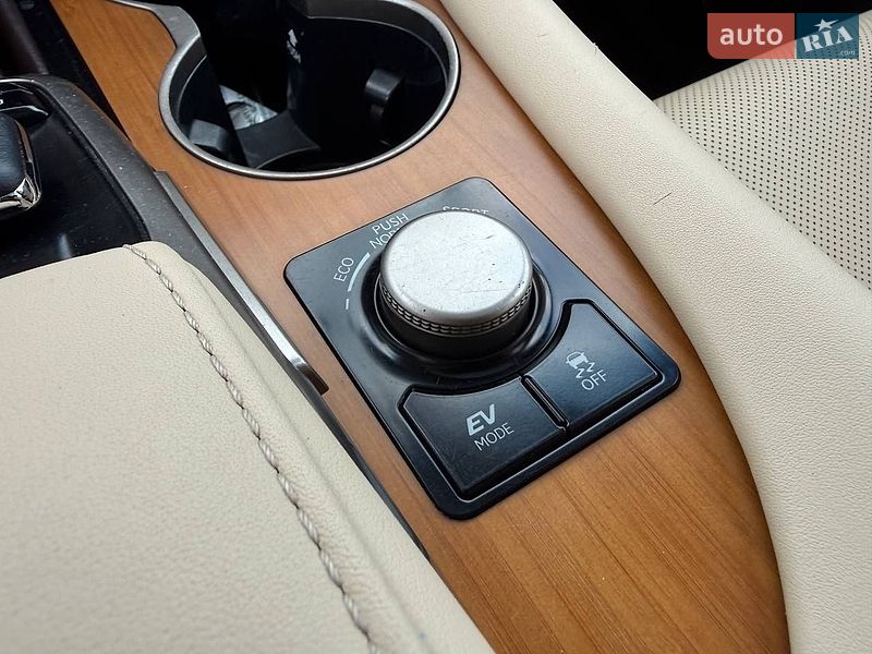 Позашляховик / Кросовер Lexus RX 2019 в Києві