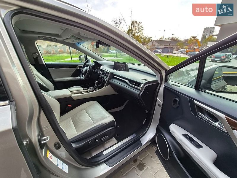 Внедорожник / Кроссовер Lexus RX 2018 в Тернополе фото 47 Внедорожник / Кроссовер Lexus RX 2018 в Тернополе