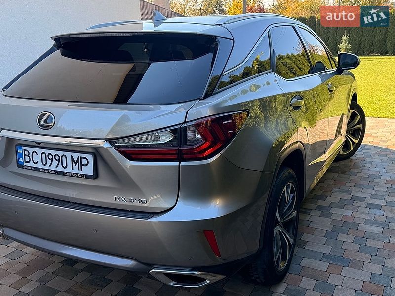 Позашляховик / Кросовер Lexus RX 2017 в Львові