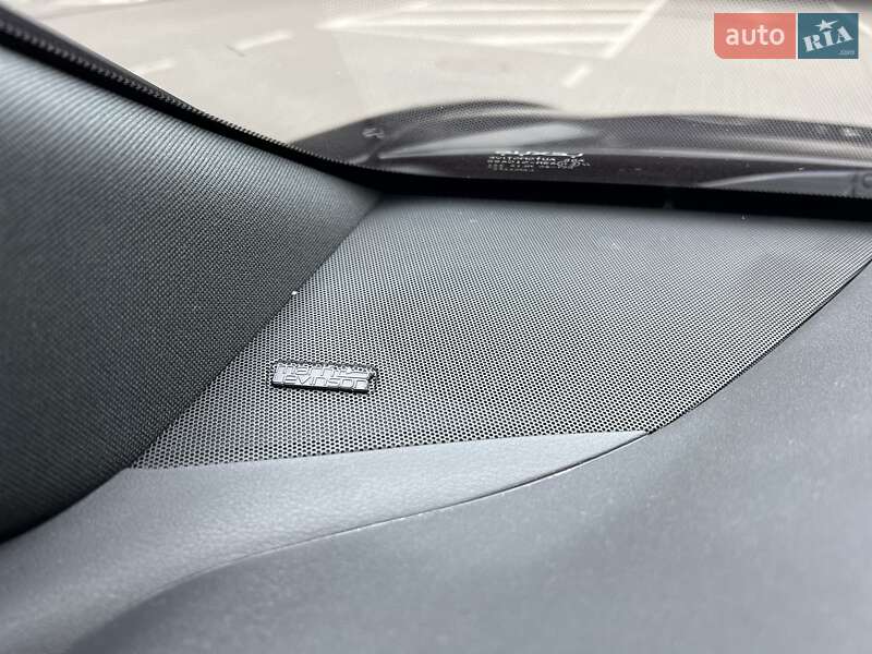 Внедорожник / Кроссовер Lexus RZ 2023 в Киеве