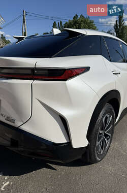 Внедорожник / Кроссовер Lexus RZ 2023 в 