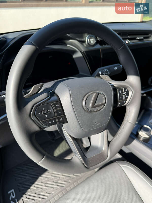 Внедорожник / Кроссовер Lexus RZ 2023 в Киеве