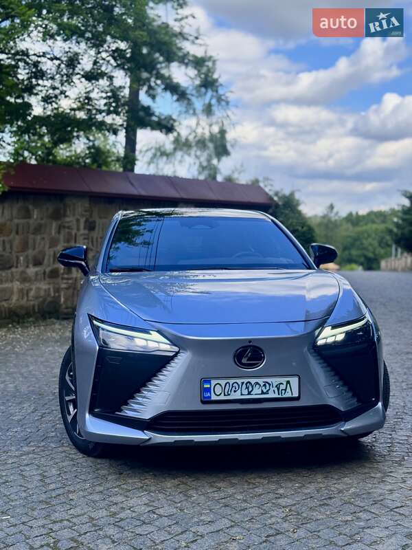 Внедорожник / Кроссовер Lexus RZ 2023 в 