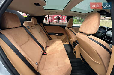 Позашляховик / Кросовер Lexus RZ 2023 в 