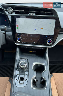 Позашляховик / Кросовер Lexus RZ 2023 в 
