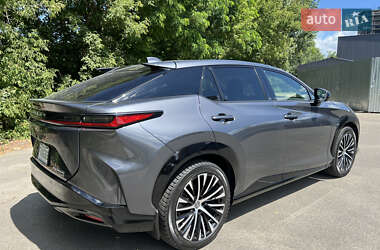 Позашляховик / Кросовер Lexus RZ 2024 в 
