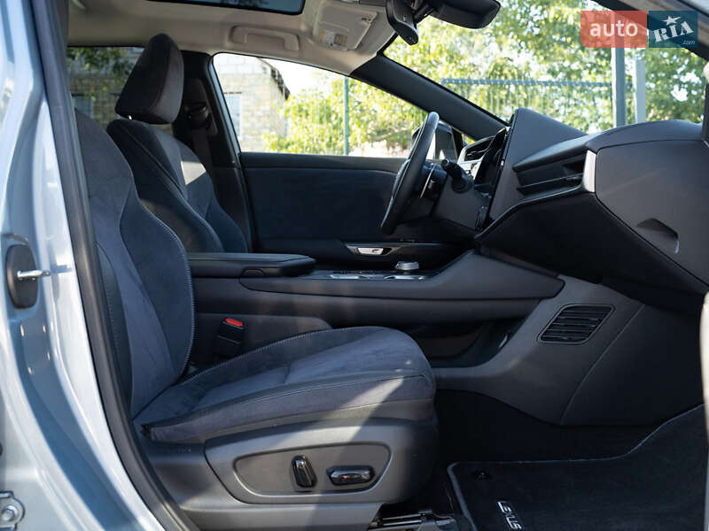 Внедорожник / Кроссовер Lexus RZ 2023 в Одессе фото 39 Внедорожник / Кроссовер Lexus RZ 2023 в Одессе