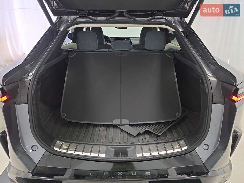 Позашляховик / Кросовер Lexus RZ 2023 в Харкові