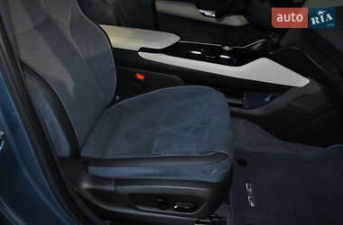 Внедорожник / Кроссовер Lexus RZ 2023 в 