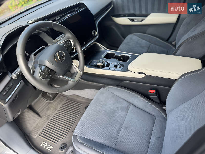 Позашляховик / Кросовер Lexus RZ 2023 в Львові