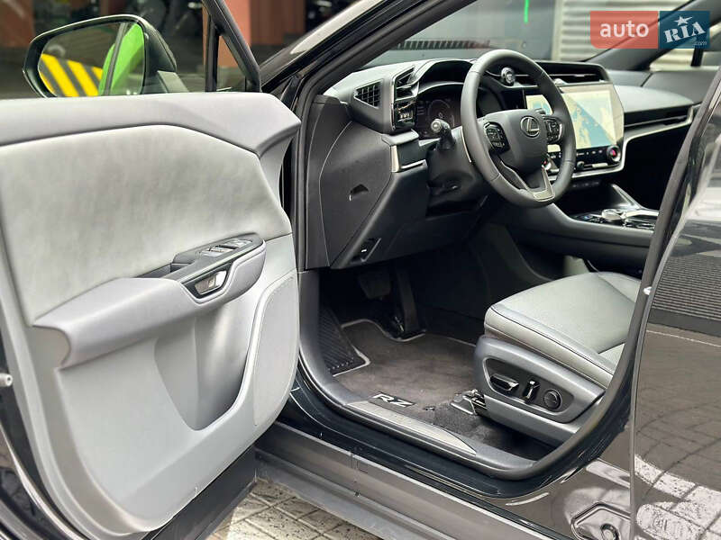 Позашляховик / Кросовер Lexus RZ 2024 в Києві фото 13 Позашляховик / Кросовер Lexus RZ 2024 в Києві