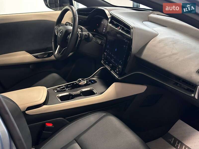 Внедорожник / Кроссовер Lexus RZ 2023 в Львове