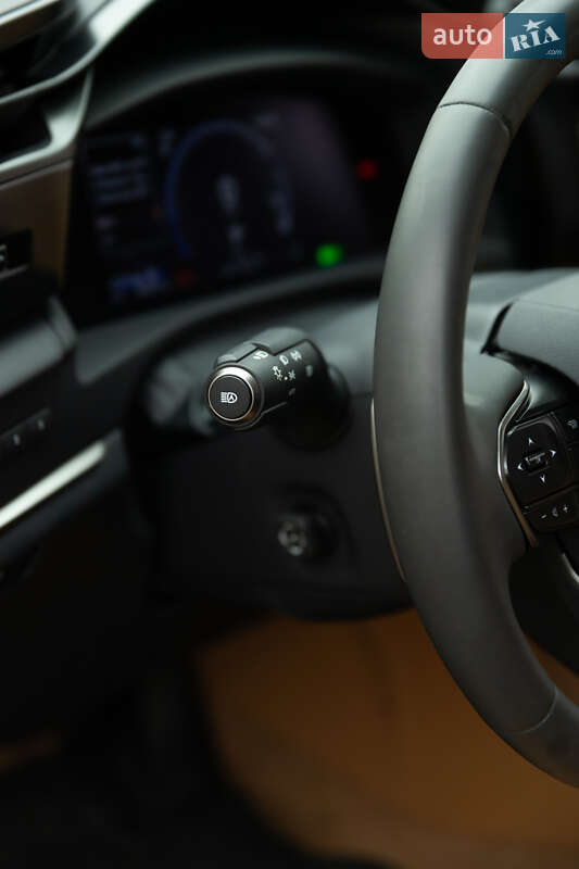 Позашляховик / Кросовер Lexus RZ 2024 в Чернівцях фото 31 Позашляховик / Кросовер Lexus RZ 2024 в Чернівцях