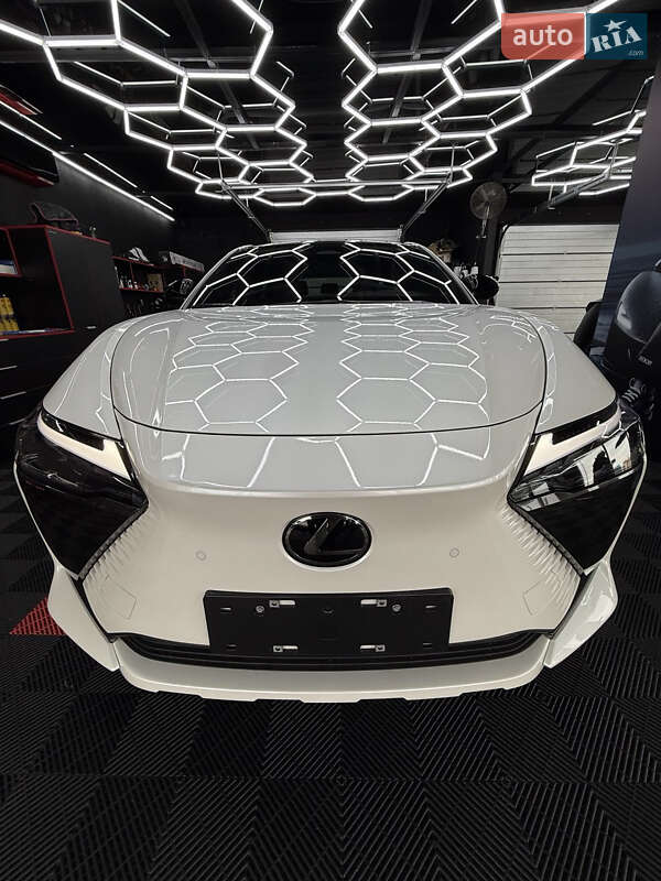 Внедорожник / Кроссовер Lexus RZ 2024 в Кривом Роге