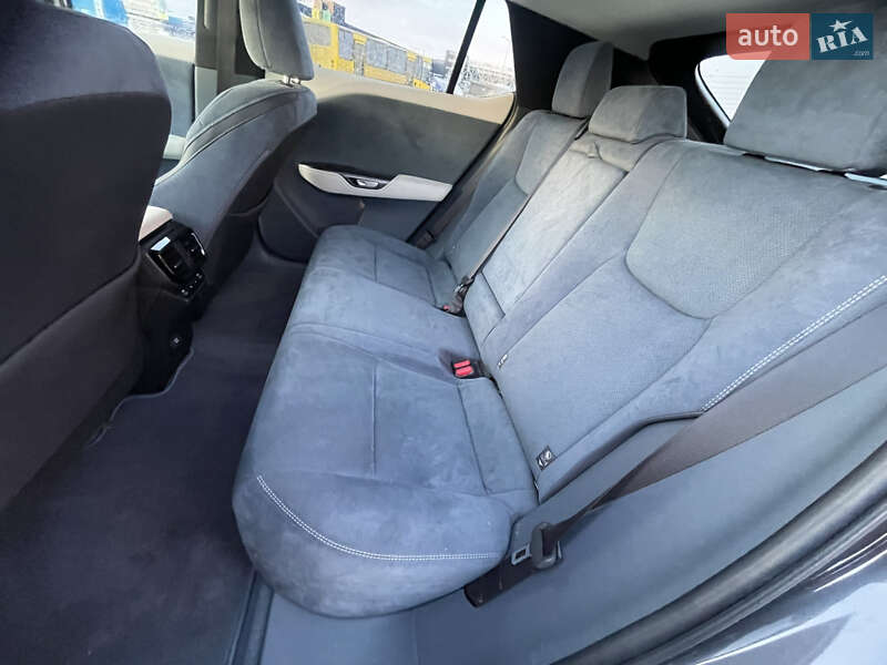 Внедорожник / Кроссовер Lexus RZ 2023 в Киеве фото 12 Внедорожник / Кроссовер Lexus RZ 2023 в Киеве