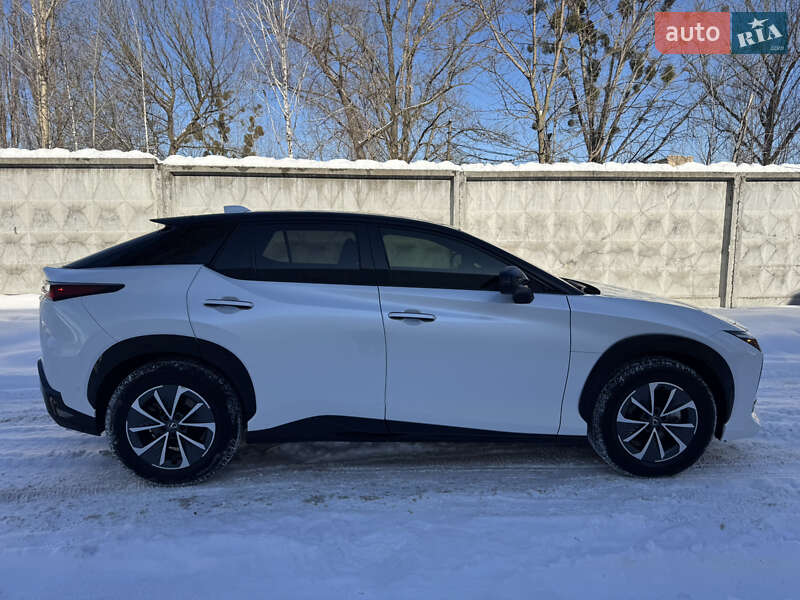 Внедорожник / Кроссовер Lexus RZ 2023 в Киеве