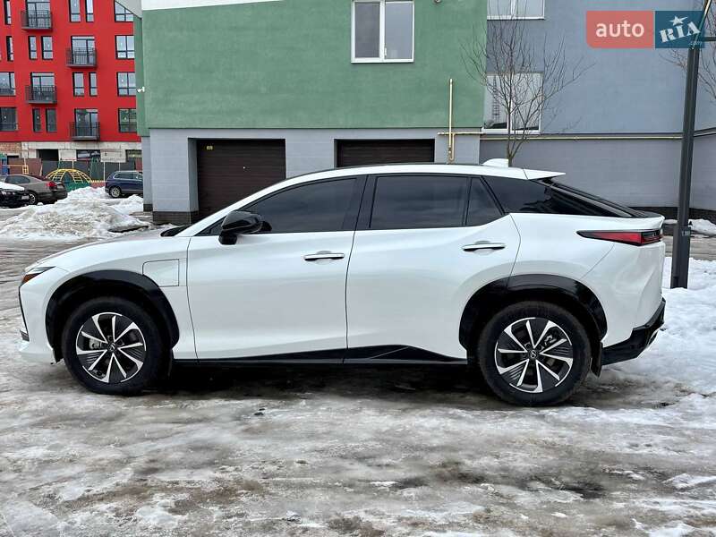 Внедорожник / Кроссовер Lexus RZ 2024 в Ивано-Франковске