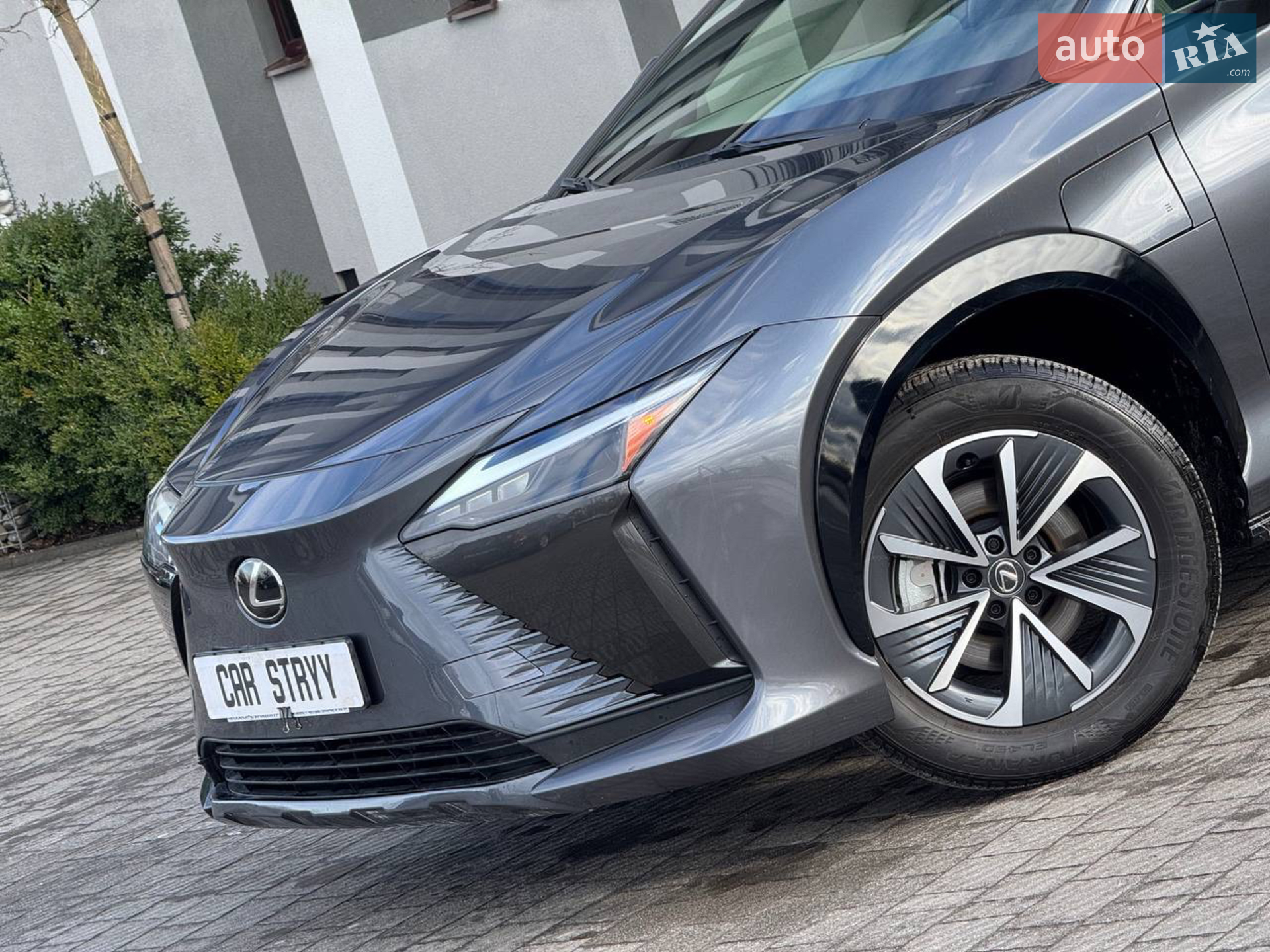 2024 Lexus RZ - мініатюра 8