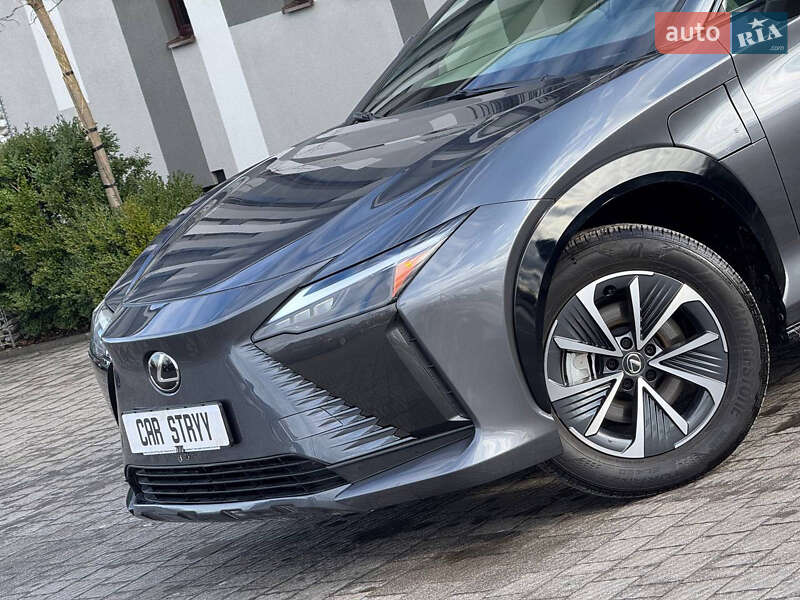 Позашляховик / Кросовер Lexus RZ 2024 в Стрию