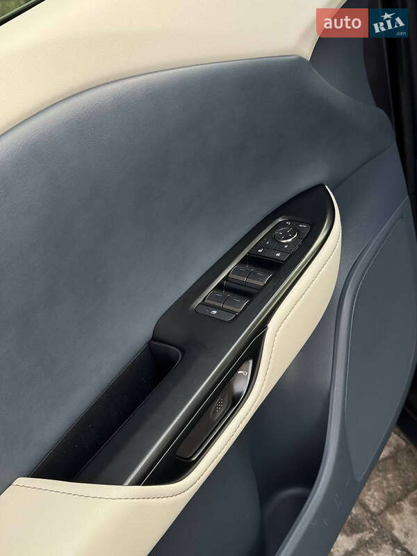 Позашляховик / Кросовер Lexus RZ 2024 в Стрию