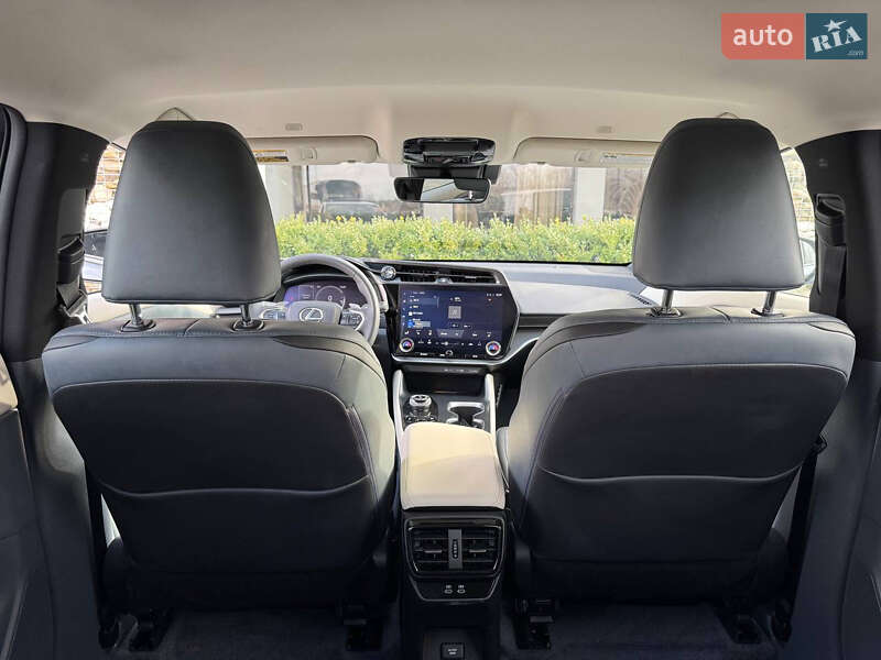 Позашляховик / Кросовер Lexus RZ 2024 в Стрию