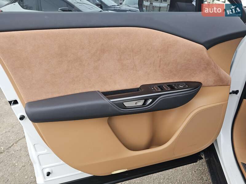 Позашляховик / Кросовер Lexus RZ 2023 в Одесі фото 10 Позашляховик / Кросовер Lexus RZ 2023 в Одесі