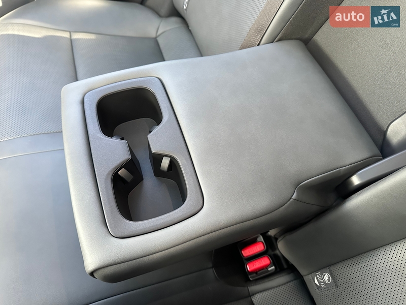 Позашляховик / Кросовер Lexus RZ 2024 в Києві