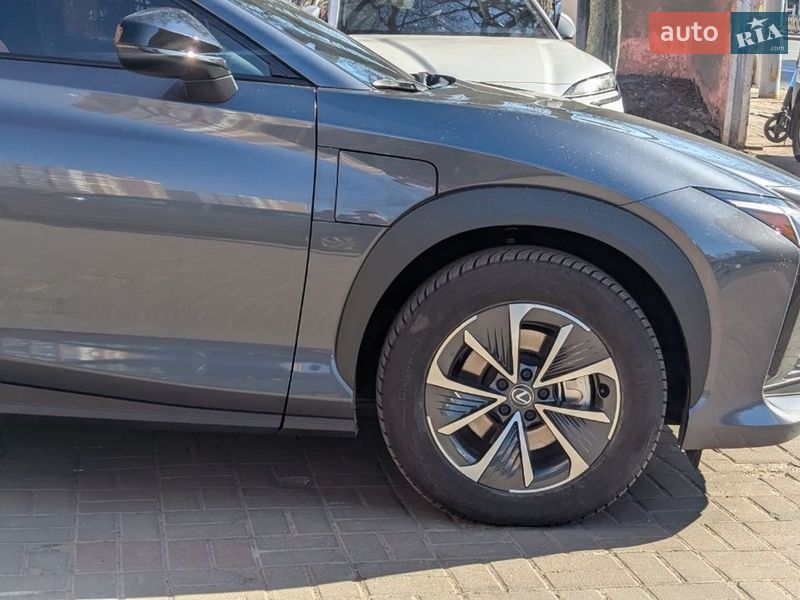Внедорожник / Кроссовер Lexus RZ 2023 в Киеве фото 24 Внедорожник / Кроссовер Lexus RZ 2023 в Киеве
