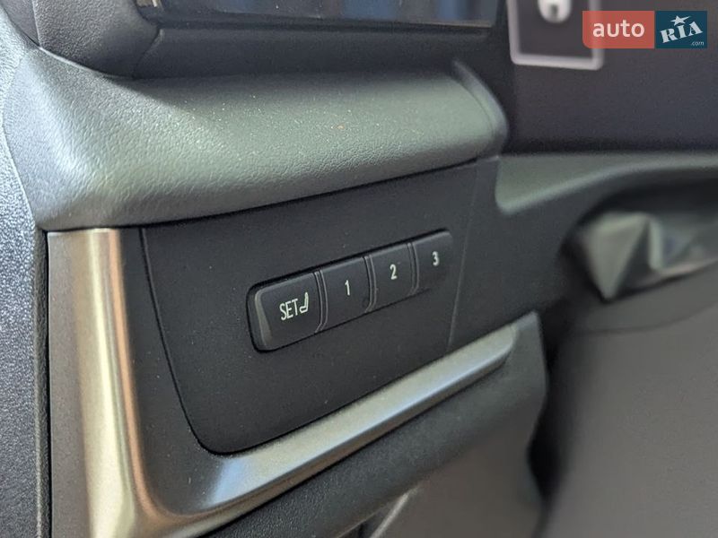 Позашляховик / Кросовер Lexus RZ 2023 в Києві фото 59 Позашляховик / Кросовер Lexus RZ 2023 в Києві